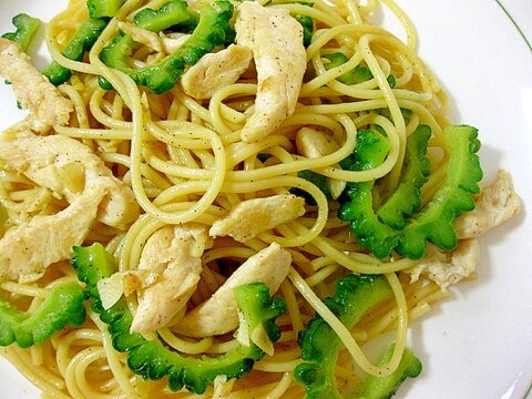 鶏ささみとゴーヤの和風パスタ